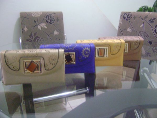 carteira feminina 36